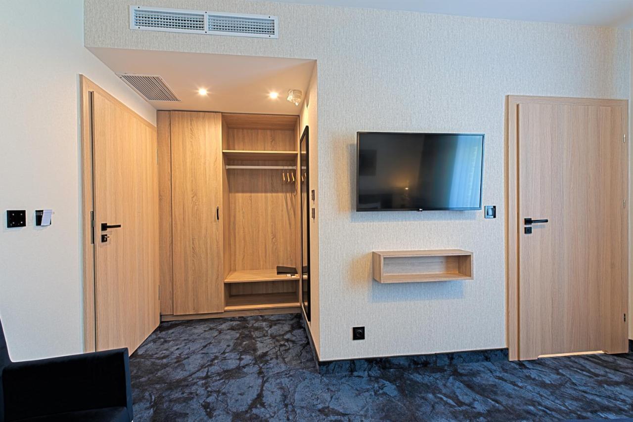 Ignasiak Hotel Września Exteriér fotografie