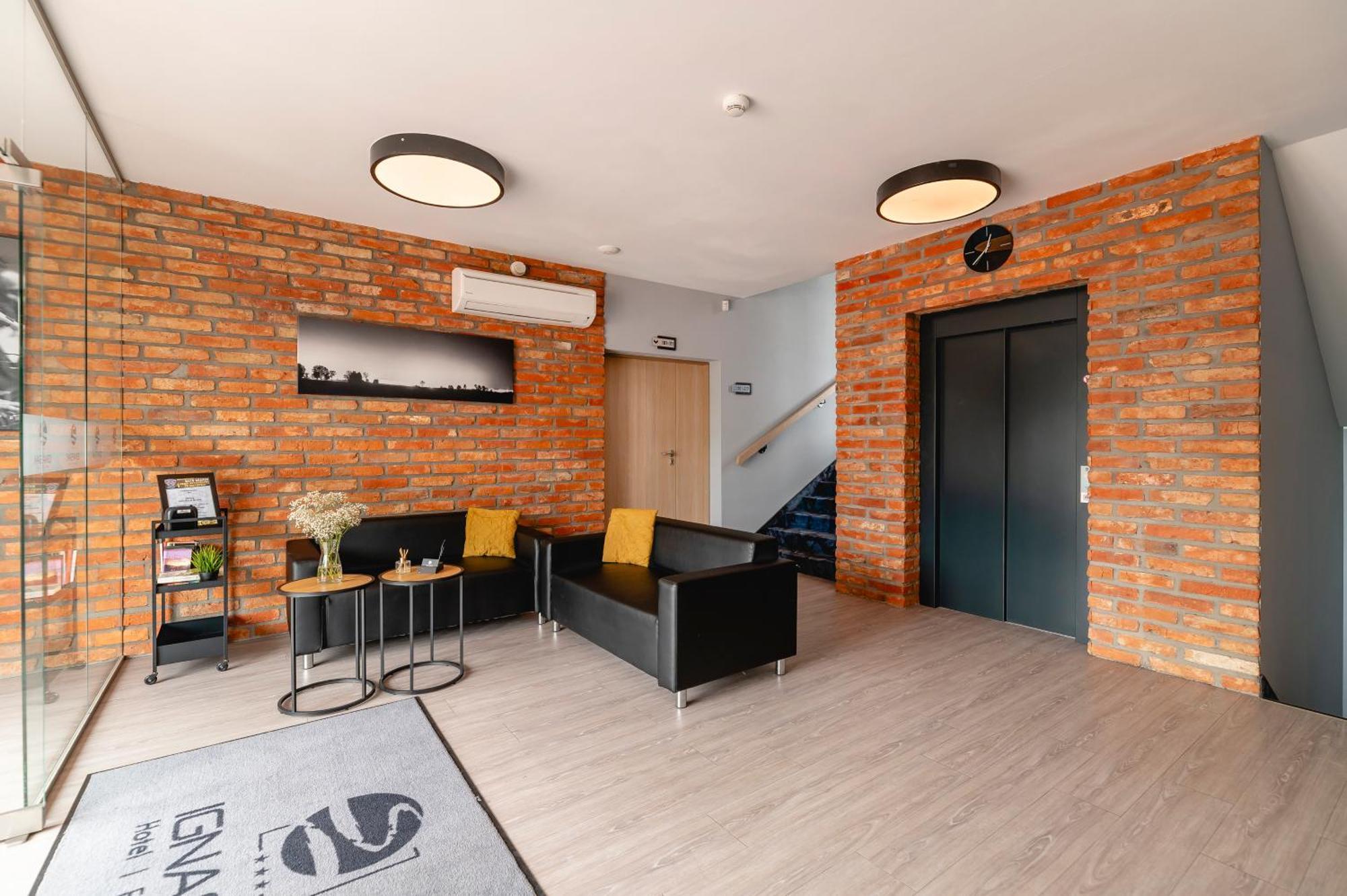 Ignasiak Hotel Września Exteriér fotografie