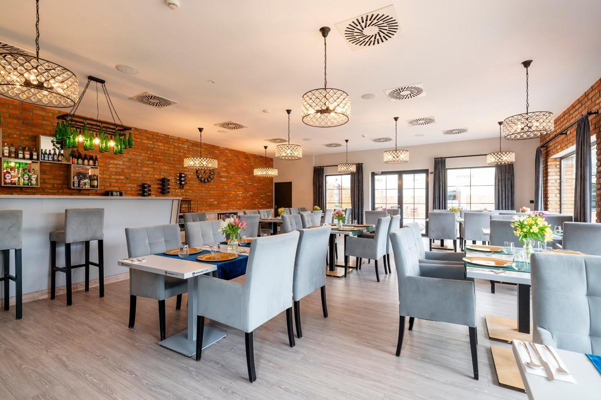 Ignasiak Hotel Września Exteriér fotografie